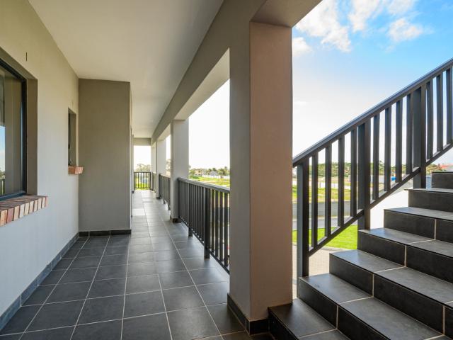 2 Bedroom Apartment / Flat For Sale in Overbaakens
