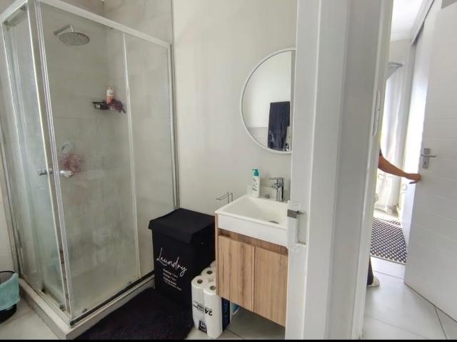2 Bedroom Apartment / Flat For Sale in Lombardy Estate