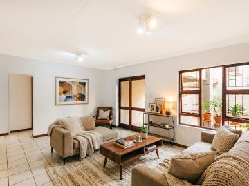 2 Bedroom Apartment / Flat For Sale in Lonehill