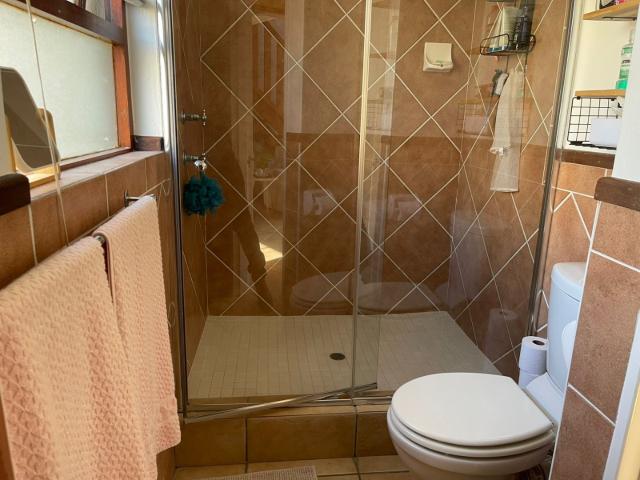 2 Bedroom Apartment / Flat For Sale in Lonehill