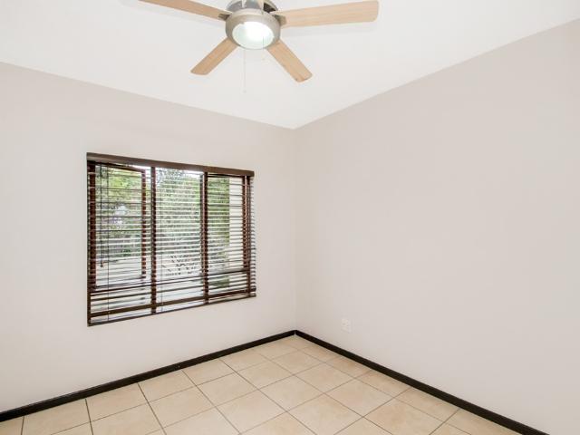 2 Bedroom Apartment / Flat For Sale in Lonehill
