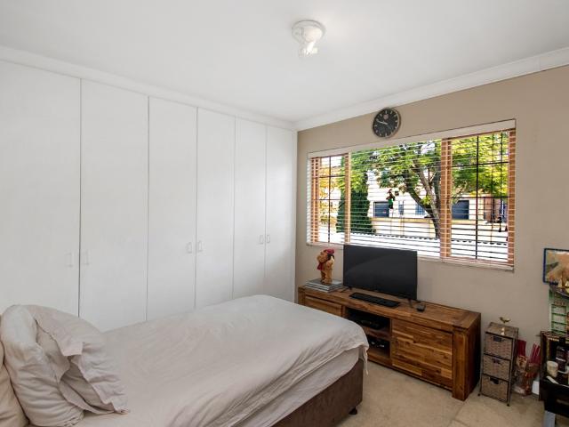 2 Bedroom Apartment / Flat For Sale in Lonehill
