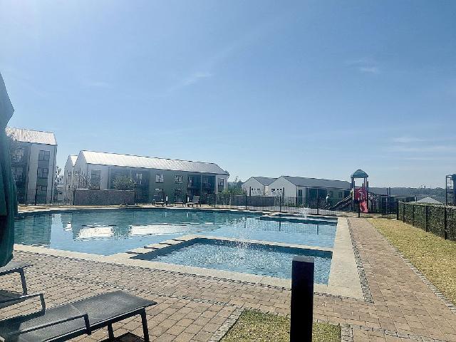 2 Bedroom Apartment / Flat For Sale in Linbro Park