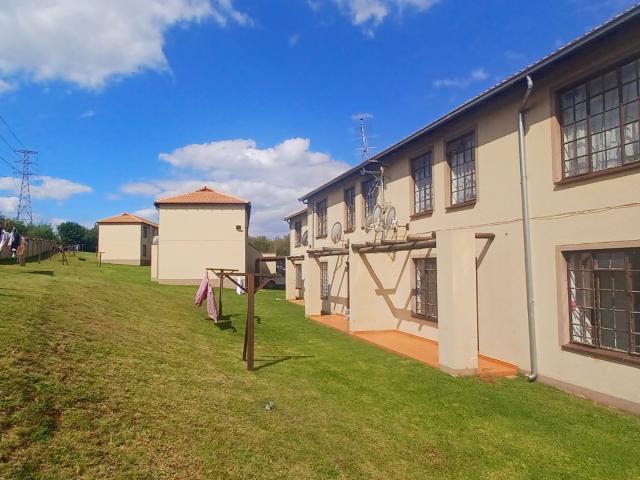 2 Bedroom Apartment / Flat For Sale in Lindhaven