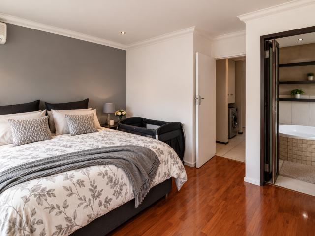 2 Bedroom Apartment / Flat For Sale in Linksfield Ridge