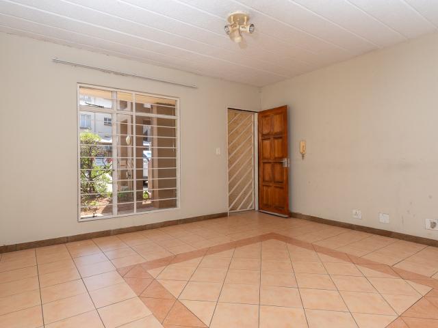 2 Bedroom Apartment / Flat For Sale in Linmeyer