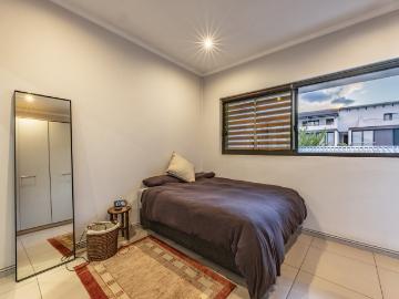 2 Bedroom Apartment / Flat For Sale in Lynnwood