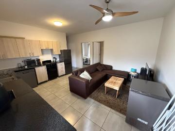 2 Bedroom Apartment / Flat For Sale in Lynnwood