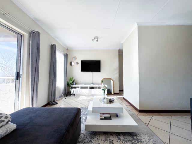 2 Bedroom Apartment / Flat For Sale in Monavoni