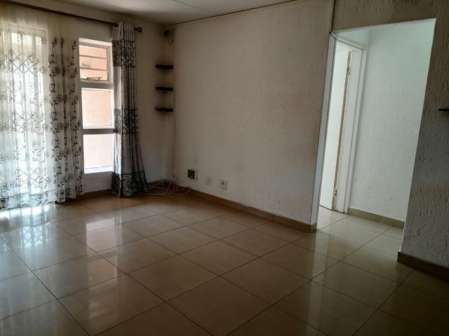 2 Bedroom Apartment / Flat For Sale in Mondeor
