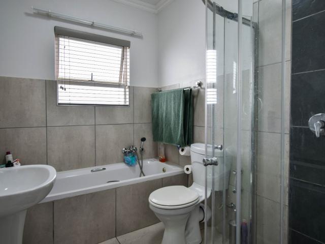 2 Bedroom Apartment / Flat For Sale in Montana