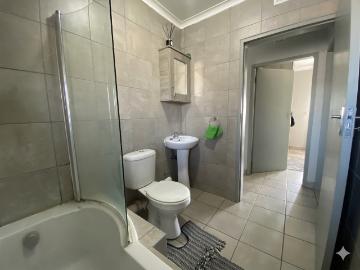2 Bedroom Apartment / Flat For Sale in Montana Tuine