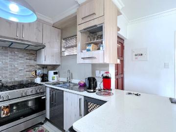 2 Bedroom Apartment / Flat For Sale in Montana Tuine
