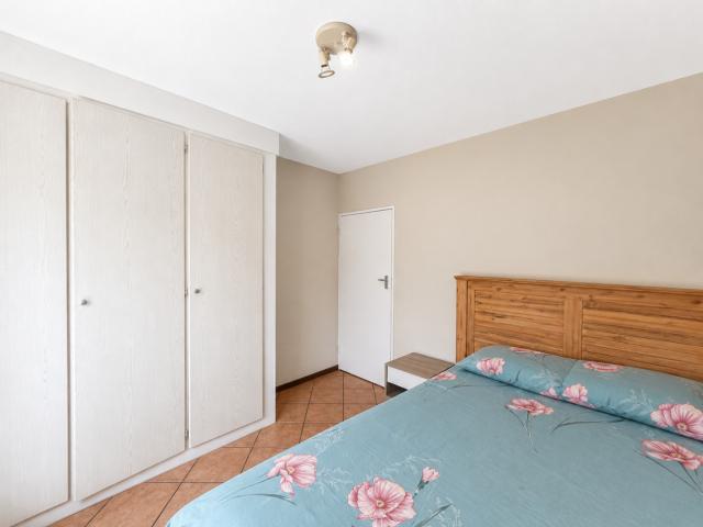 2 Bedroom Apartment / Flat For Sale in Mooikloof Ridge