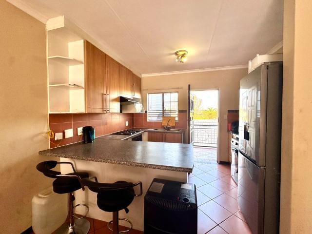 2 Bedroom Apartment / Flat For Sale in Mooikloof Ridge