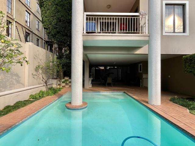 2 Bedroom Apartment / Flat For Sale in Morningside