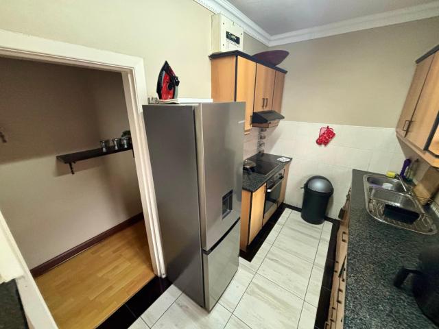 2 Bedroom Apartment / Flat For Sale in Morningside