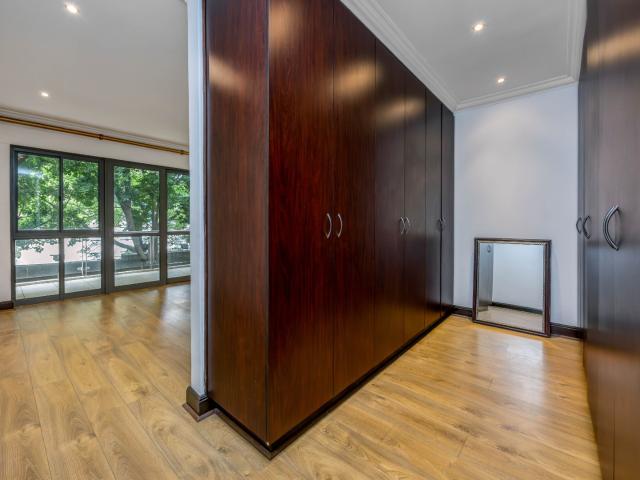 2 Bedroom Apartment / Flat For Sale in Morningside