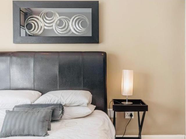 2 Bedroom Apartment / Flat For Sale in Morningside
