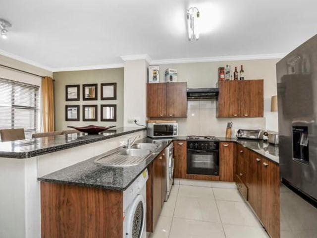 2 Bedroom Apartment / Flat For Sale in Morningside