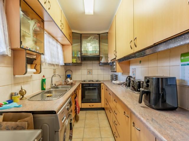 2 Bedroom Apartment / Flat For Sale in Morningside