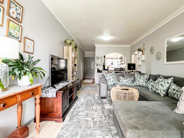 2 Bedroom Apartment / Flat For Sale in Morningside