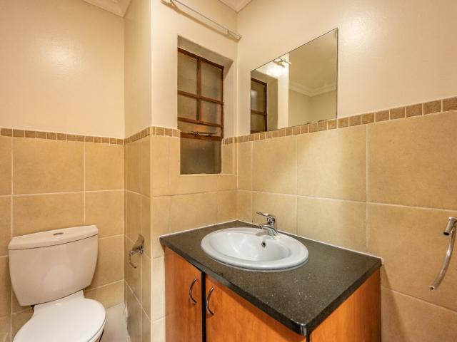 2 Bedroom Apartment / Flat For Sale in Magalieskruin