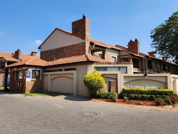2 Bedroom Apartment / Flat For Sale in Magalieskruin