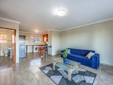 2 Bedroom Apartment / Flat For Sale in Magalieskruin