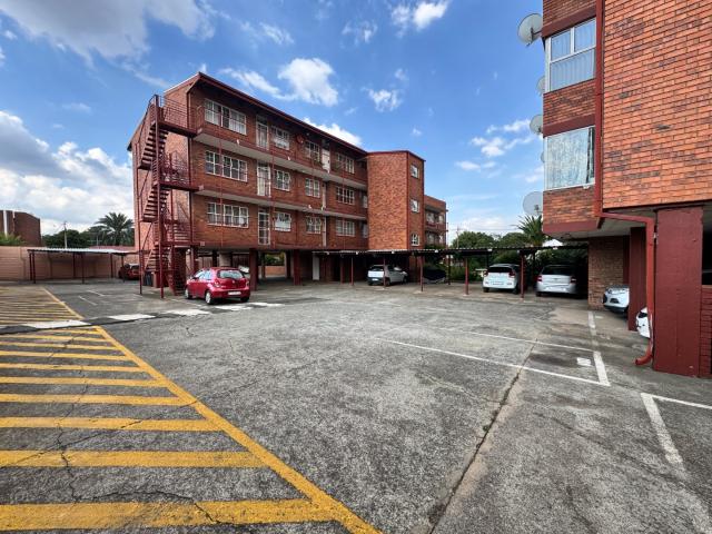 2 Bedroom Apartment / Flat For Sale in Malvern East