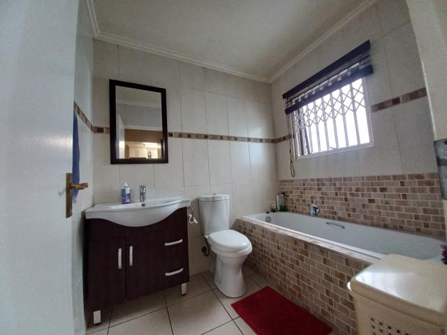 2 Bedroom Apartment / Flat For Sale in Marais Steyn Park