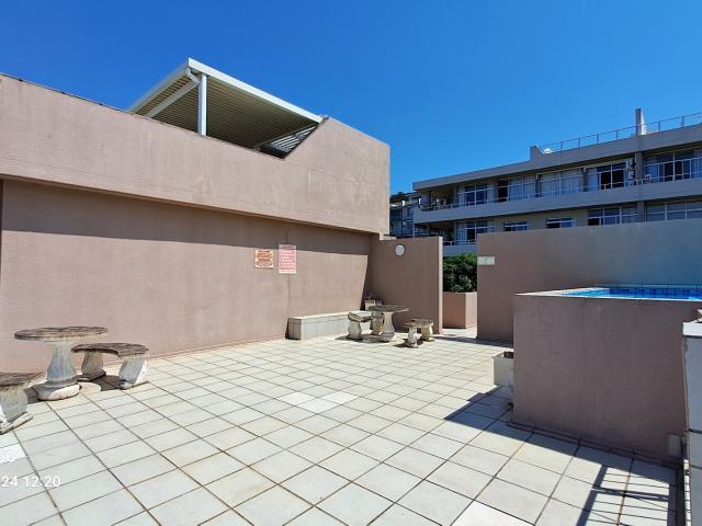 2 Bedroom Apartment / Flat For Sale in Margate