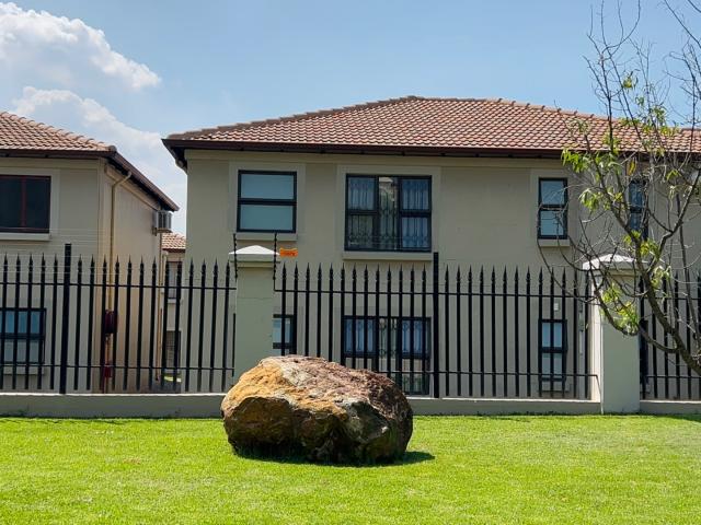 2 Bedroom Apartment / Flat For Sale in Meyersdal