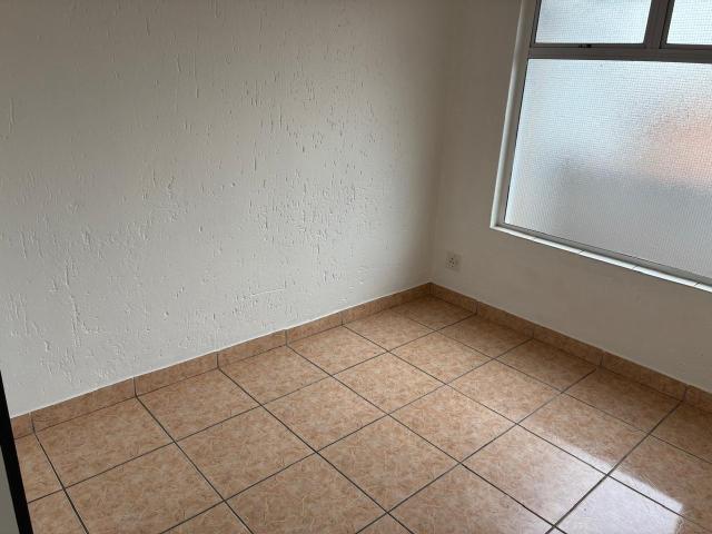 2 Bedroom Apartment / Flat For Sale in Meredale