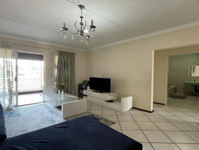 2 Bedroom Apartment / Flat For Sale in Mulbarton
