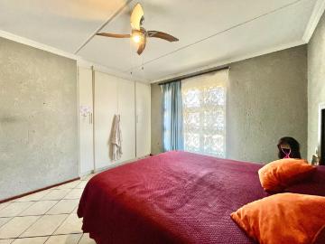 2 Bedroom Apartment / Flat For Sale in Mulbarton