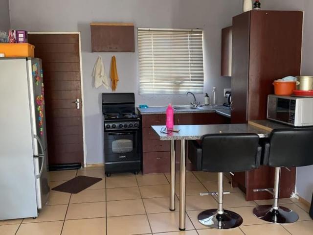 2 Bedroom Apartment / Flat For Sale in Norton Park