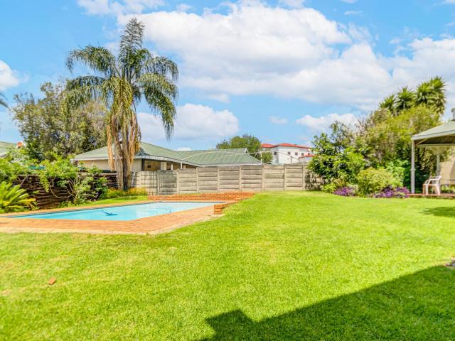 2 Bedroom Apartment / Flat For Sale in Northwold
