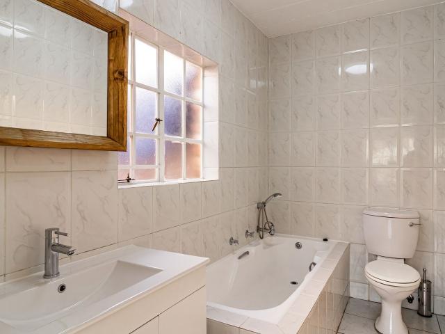 2 Bedroom Apartment / Flat For Sale in North Riding