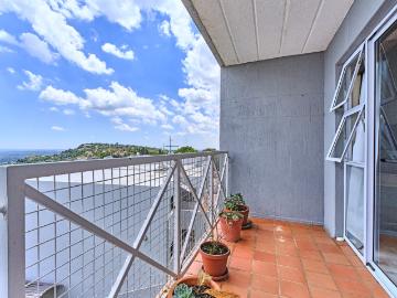 2 Bedroom Apartment / Flat For Sale in Northcliff