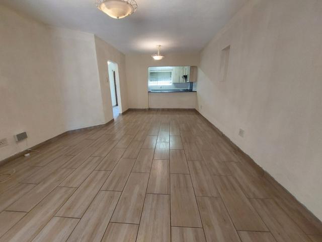2 Bedroom Apartment / Flat For Sale in Northcliff