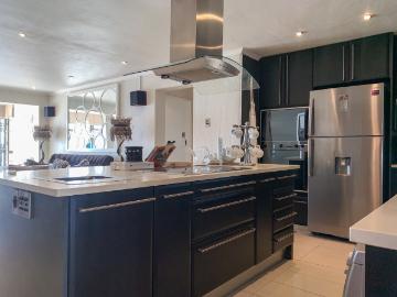 2 Bedroom Apartment / Flat For Sale in Northcliff