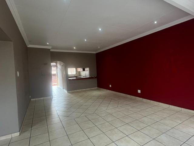 2 Bedroom Apartment / Flat For Sale in New Redruth