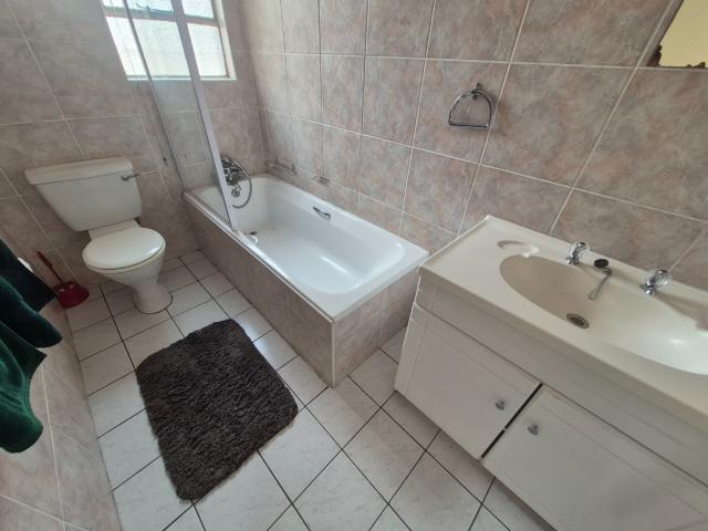 2 Bedroom Apartment / Flat For Sale in New Redruth