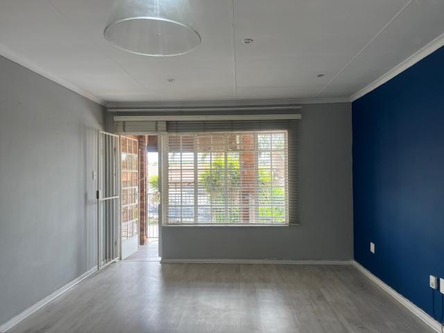 2 Bedroom Apartment / Flat For Sale in New Redruth