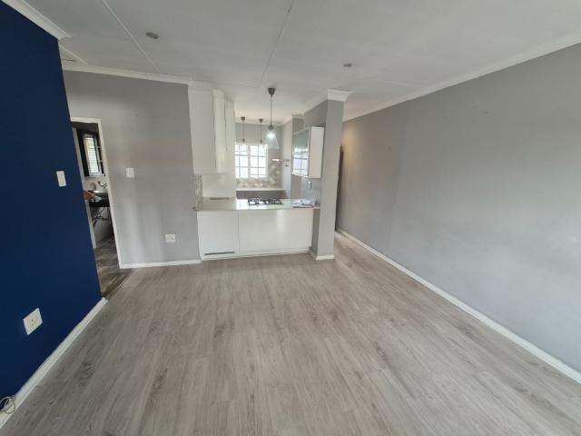 2 Bedroom Apartment / Flat For Sale in New Redruth