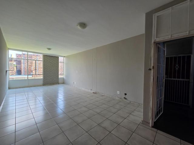 2 Bedroom Apartment / Flat For Sale in South Crest