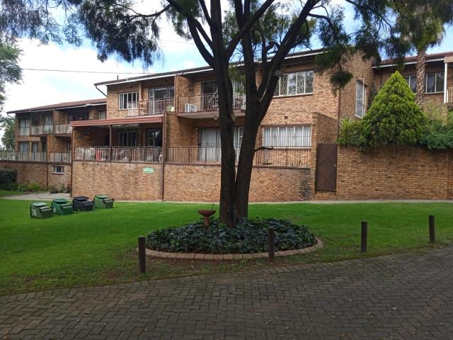 2 Bedroom Apartment / Flat For Sale in South Crest