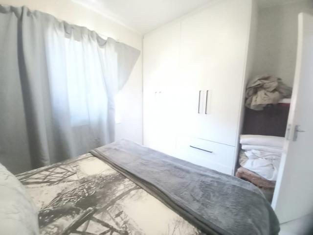 2 Bedroom Apartment / Flat For Sale in South Hills