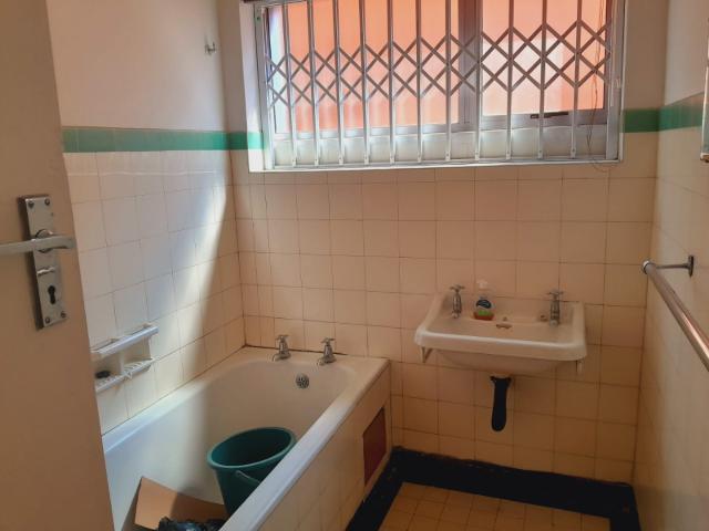2 Bedroom Apartment / Flat For Sale in Southernwood
